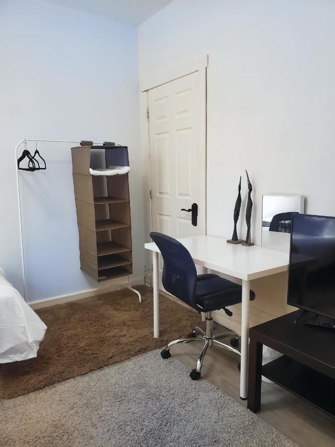 Booking-Eddy- Single Room With Self Check-In Hull Kültér fotó
